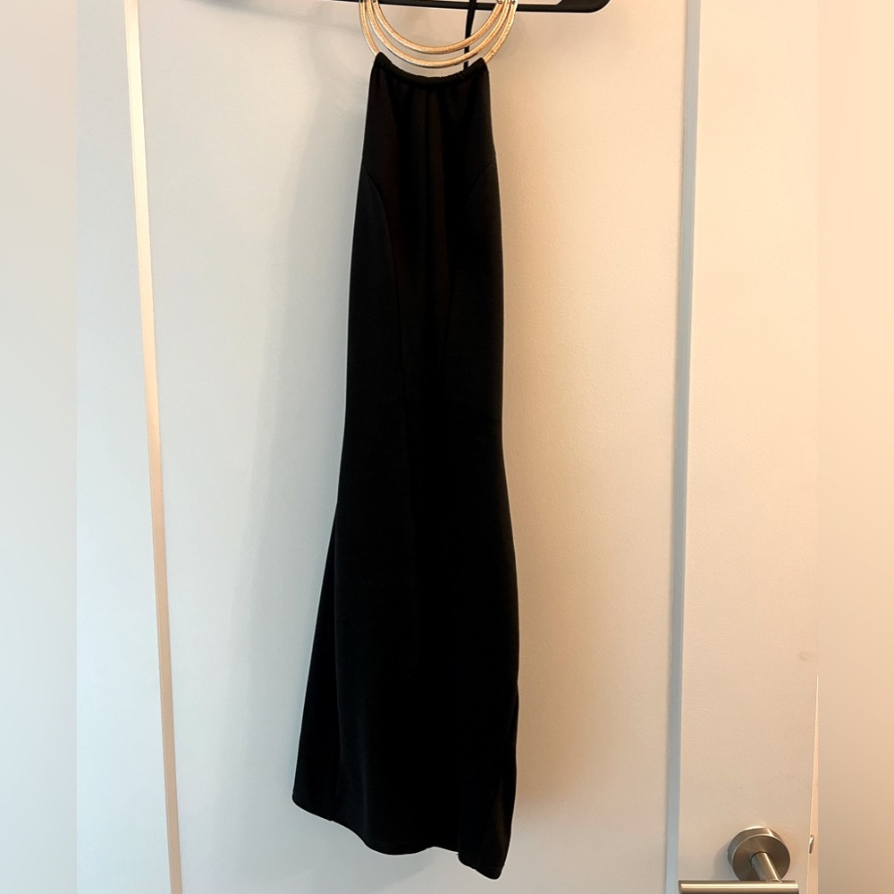 Papaya brand, S black backless dress